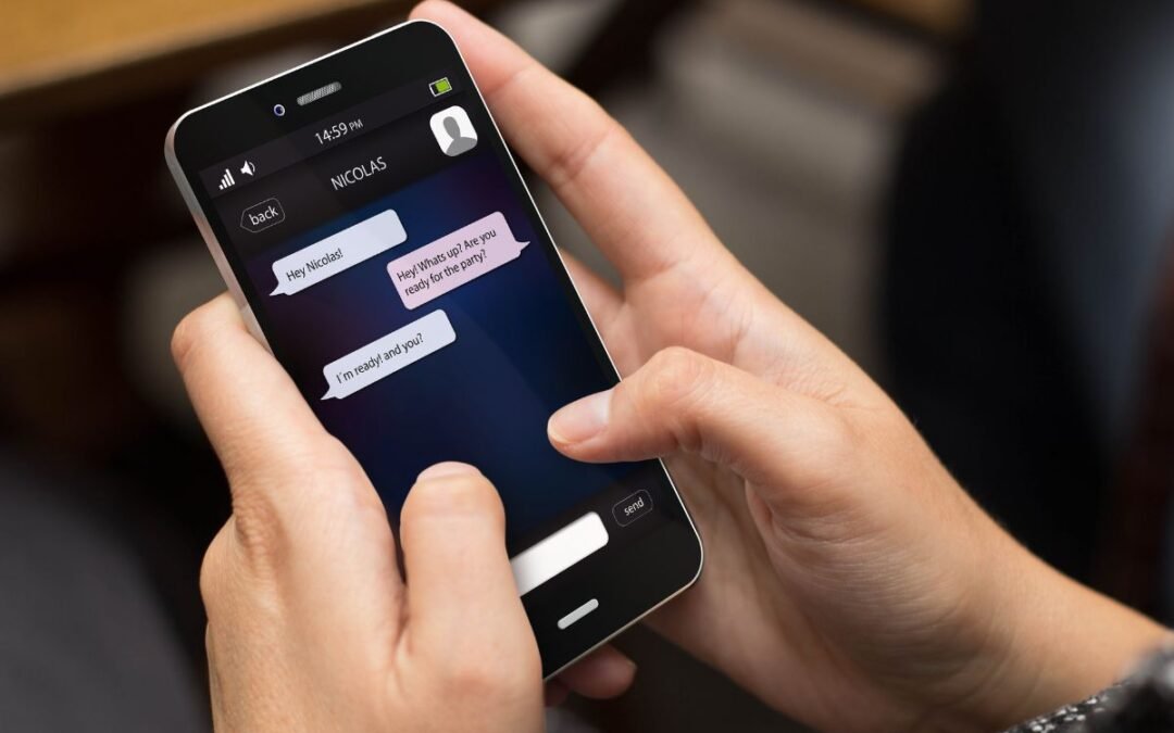 Spiare chat private è reato – infedeltà coniugale